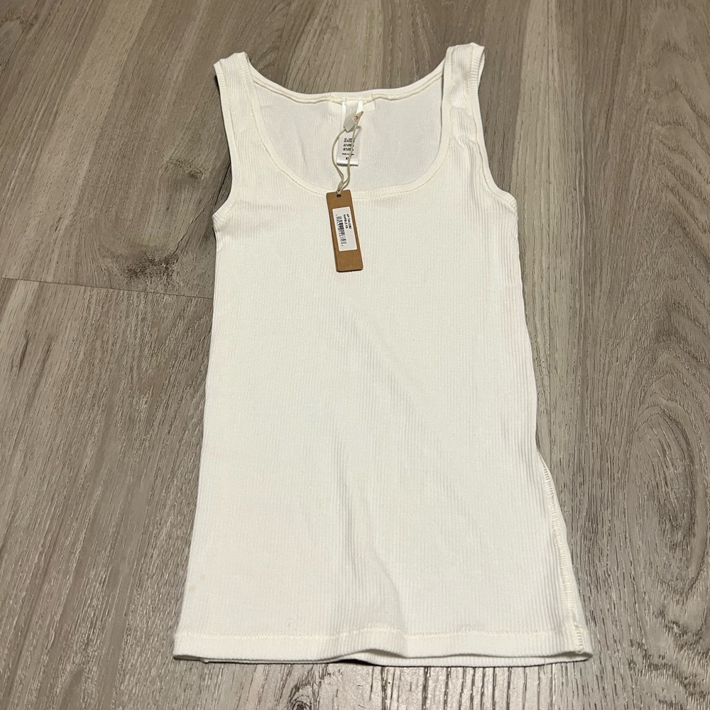 Skims tank top in marble